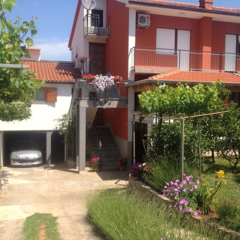 Apartment Alex Pula Exterior photo
